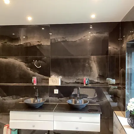 Bella Apartment *